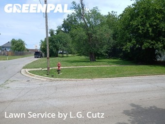 Lawn Cutting nearby El Reno, OK, 
