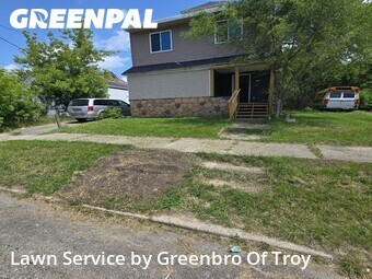 Yard Mowing nearby Pontiac, MI, 