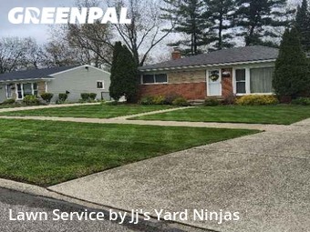 Lawn Service nearby Redford Charter Township, MI, 