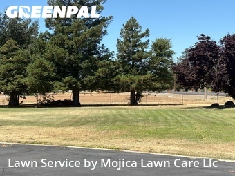 Lawn mowing work completed in Elk Grove, CA