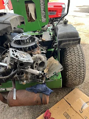 Johnny's Lawnmower Repair & Mechanic Service Photo 8