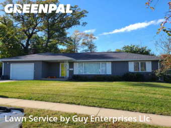 Grass Cut nearby Cedar Rapids, IA, 