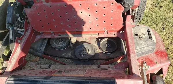 Mobile Mower Mechanic Small Engine Repair Photo 12