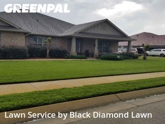 Yard Mowing nearby Cantonment, FL, 