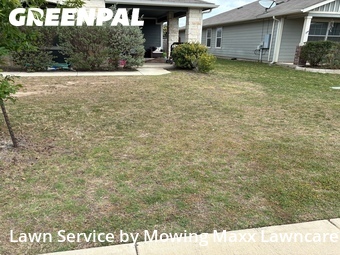 Lawn Care Service nearby Hutto, TX, 