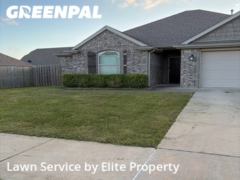 Lawn Mowing Service nearby Rogers, AR, 