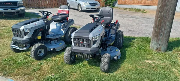 Mower & Engine Photo 16