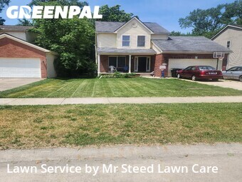 Lawn Mowing nearby Redford Charter Township, MI, 