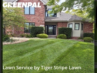 Lawn Cutting nearby Papillion, NE, 