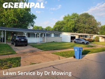 Yard Mowing nearby Florissant, MO, 