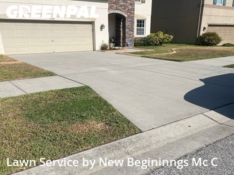 Yard Mowing nearby Gibsonton, FL, 