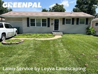 Lawn Cutting nearby Florissant, MO, 