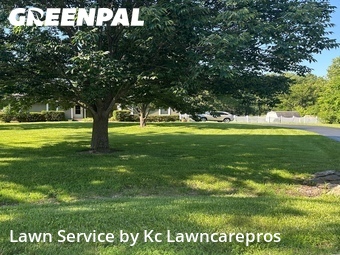 Lawn Maintenance nearby Stilwell, KS, 