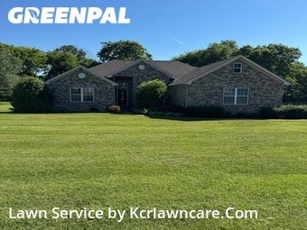Lawn mowed in Columbia, 38401
