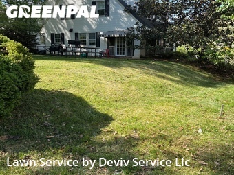 Lawn mowed in University Park, 20782