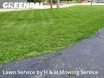 Lawn Mowing nearby Richmond Heights, MO, 
