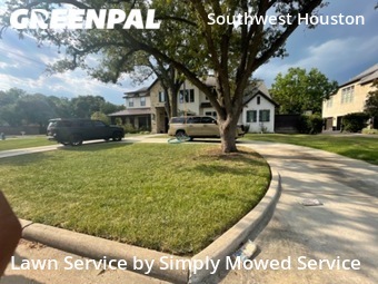 Lawn Mowin Bellaire,77401,Lawn Care Service by Simply Mowed Service, work completed in Dec , 2025