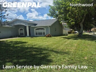 Yard Mowing nearby Wesley Chapel, FL, 