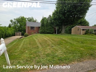 Lawn Care Service nearby Coraopolis, PA, 