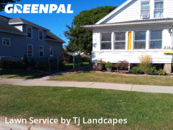Lawn Mowing Service nearby Green Bay, WI, 