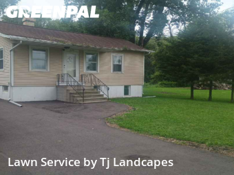 Grass Cut nearby Howard, WI, 