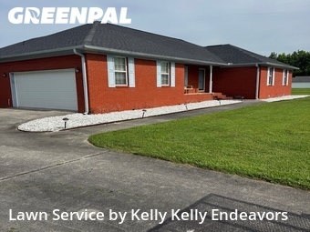 Lawn Service nearby Toney, AL, 