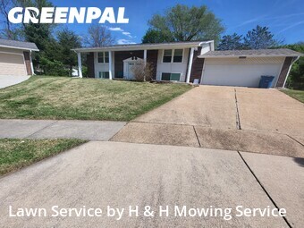 Lawn Mowing nearby Maryland Heights, MO, 