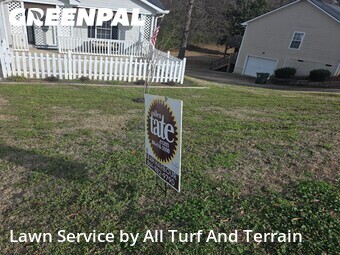 Lawn Maintenance nearby Taylors, SC, 