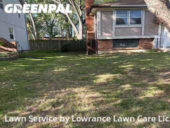 Lawn Mowing Service nearby Blue Springs, MO, 