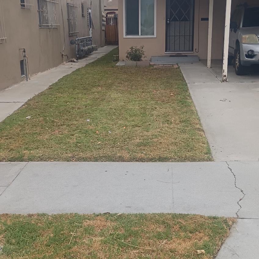 Lawn mowing work by Tierra Verde Lands in Trabuco Canyon, CA