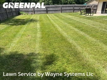 Lawn mowed in Columbia, 65202