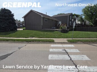Lawn Mowing Service nearby Omaha, NE, 