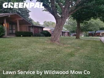 Lawn Maintenance nearby Ellisville, MO, 