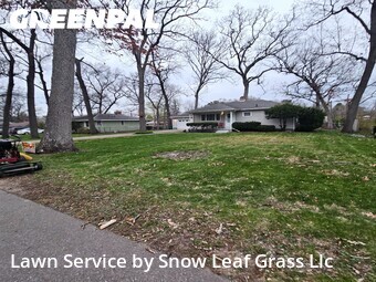 Grass Cutting nearby South Bend, IN, 
