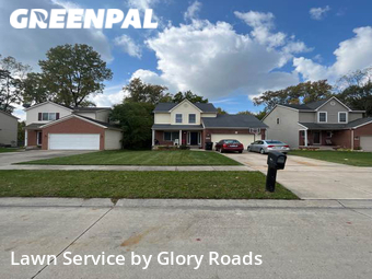 Lawn Care Service nearby Redford Charter Township, MI, 