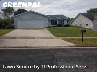 Lawn Mowing nearby Madison, WI, 
