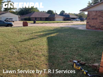 Lawn Mowing Service nearby Moore, OK, 
