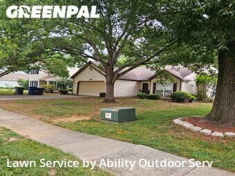 Yard Mowing nearby Huntersville, NC, 