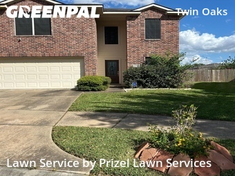 Lawn mowed in Richmond, 77407