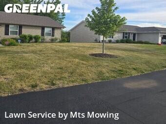 Lawn mowed in Machesney Park, 61115
