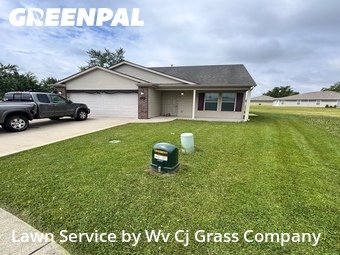 Lawn mowed in Fort Wayne, 46819