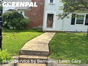 Lawn Mow nearby Crystal Lake Park, MO, 
