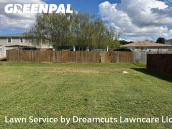 Lawn Cutting in Athens, 35613, Weed Trimming by Dreamcuts Lawncare Llc, work completed in Oct , 2025