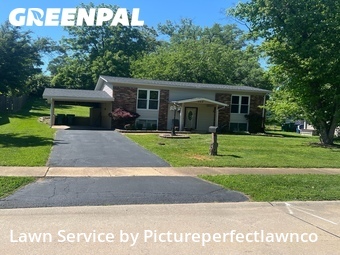 Lawn Care nearby Webster Groves, MO, 