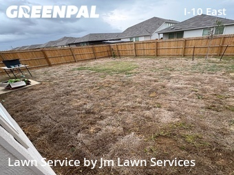 Grass Cut nearby Converse, TX, 