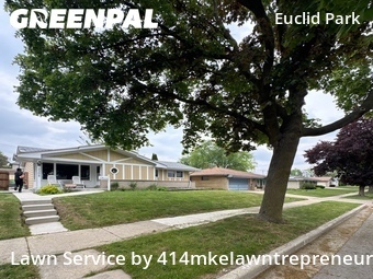 Yard Mowing nearby Milwaukee, WI, 