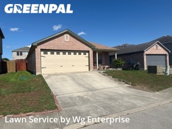 Grass Cutting nearby San Antonio, TX, 