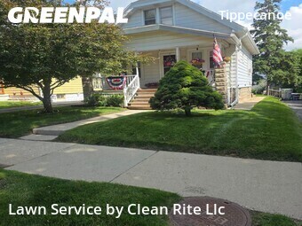 Lawn Care Service nearby Milwaukee, WI, 