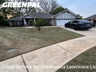 Lawn mowed in Huntsville, 35806