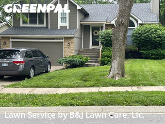 Lawn Care Service nearby Olathe, KS, 